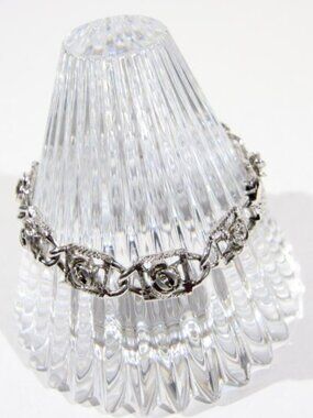 Vintage Sarah Coventry Silver Tone Bracelet with Roses